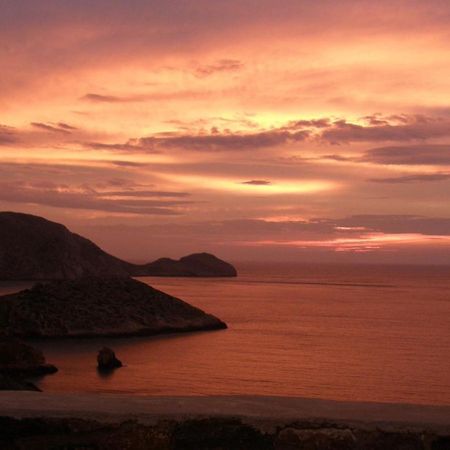 C & C _ Cycladic House With Endless Sea View Villa Ermoupoli Exteriör bild